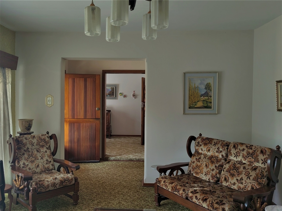 5 Bedroom Property for Sale in Parys Free State